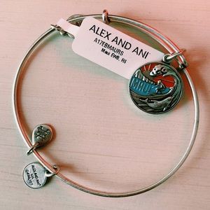NEW Alex and Ani Maui Charm Bracelet